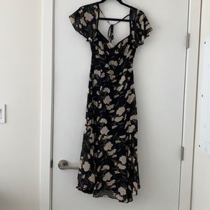 Privacy Please Floral dress with sweetheart neckline. Half open back with tie